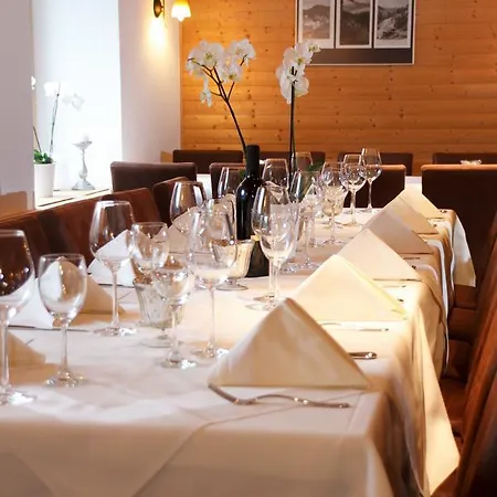 Sonnenhalde Hotel 3*